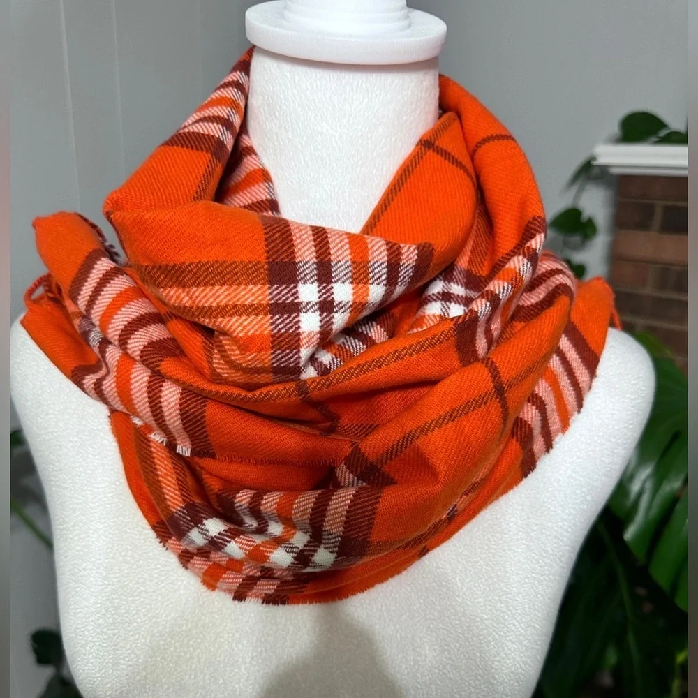 🧣 Unisex 100% Cashmere Scarf 67” long and 12” wide